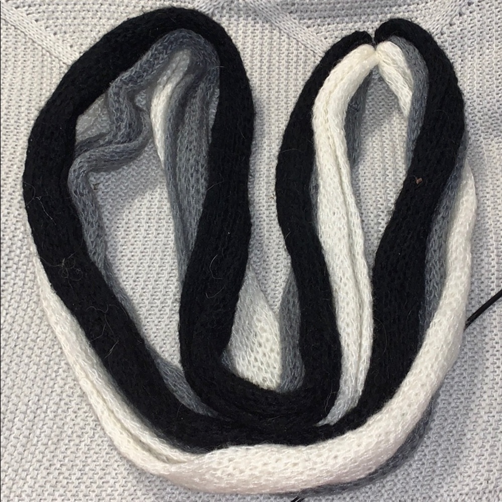 3 bundle circle scarf. never worn